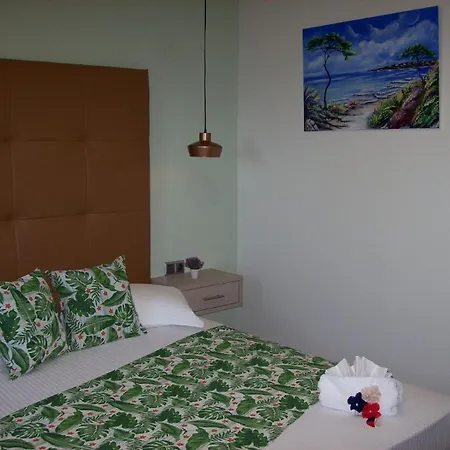 Apartment Sea Breeze 2
