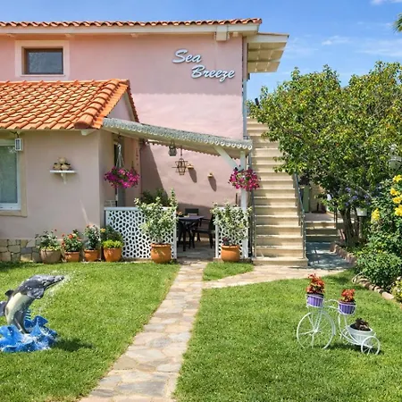 Apartment Sea Breeze 2 *