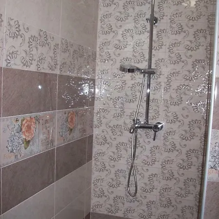 Sea Breeze 2 Apartment *