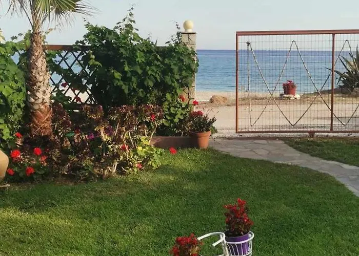 Apartment Sea Breeze 2